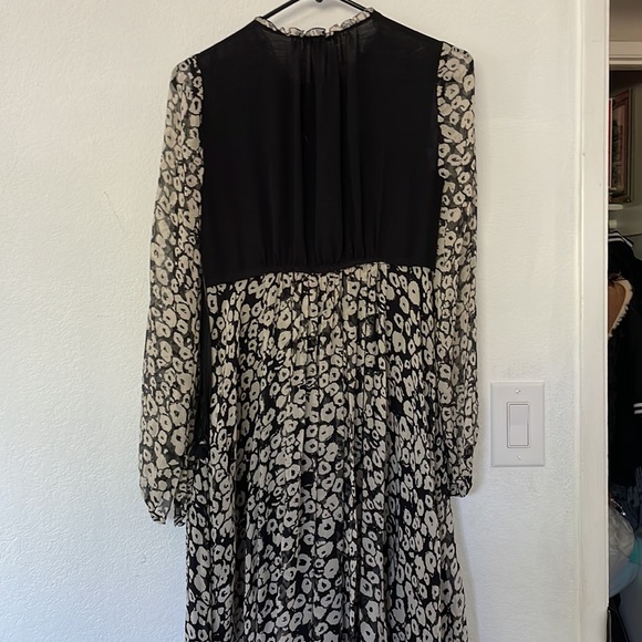 Burberry dress - Picture 5 of 5